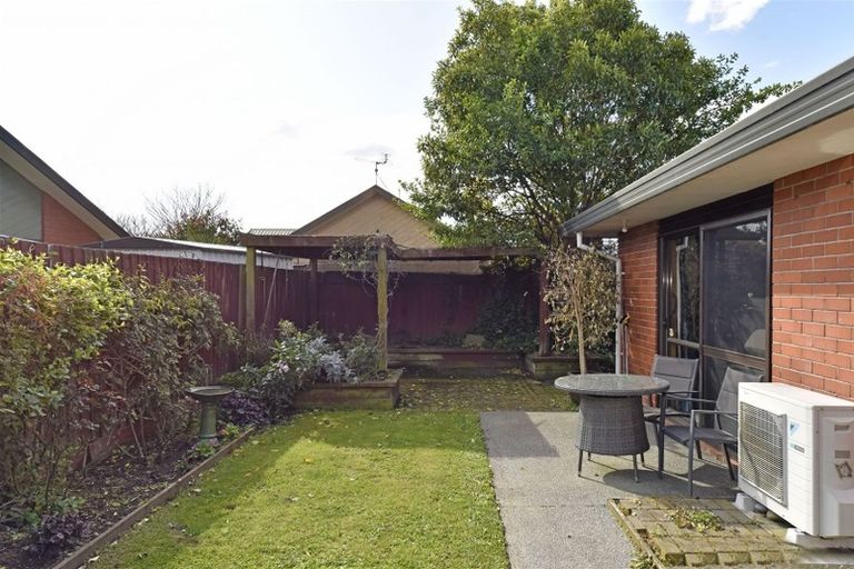 Photo of property in 21 Ben Nevis Drive, Broomfield, Christchurch, 8042