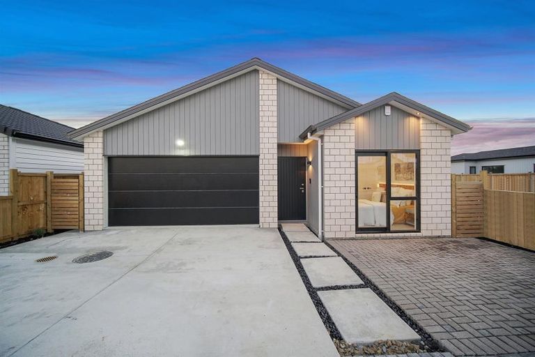 Photo of property in 17 Bannockburn Road, Opaheke, 2113