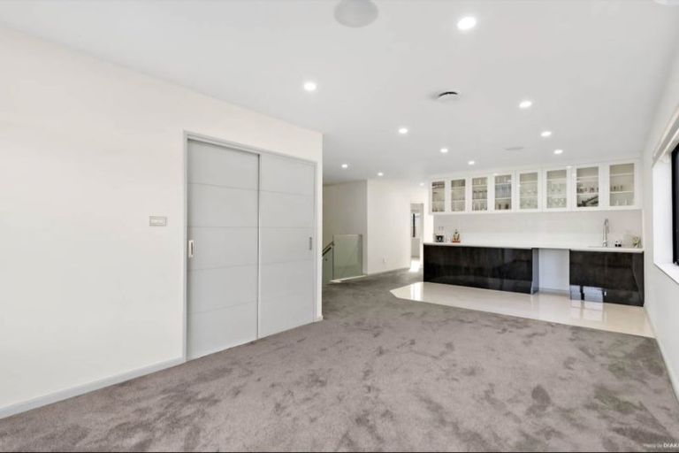 Photo of property in 12 Fong Road, Flat Bush, Auckland, 2019
