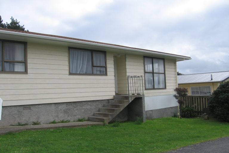 Photo of property in 50f2 Clifford Road, Johnsonville, Wellington, 6037