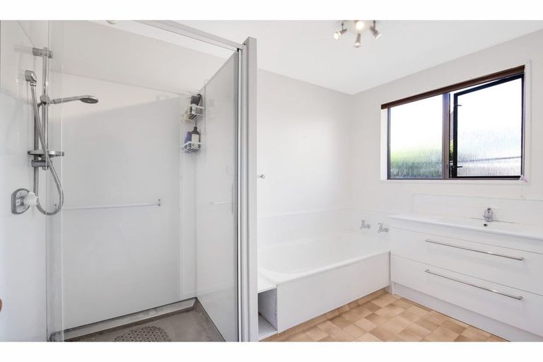 Photo of property in Carmichael Courts, 4/14 Wharenui Road, Upper Riccarton, Christchurch, 8041