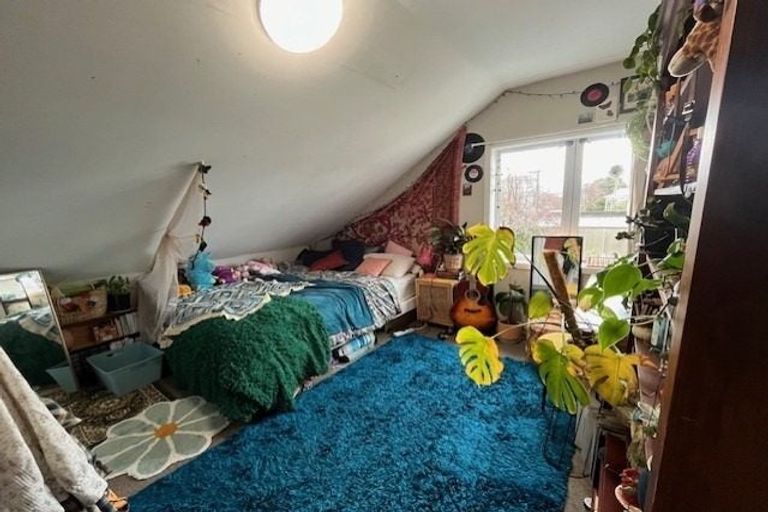 Photo of property in 14a Stoke Street, Newtown, Wellington, 6021