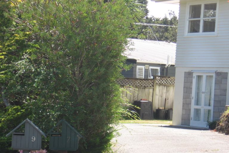 Photo of property in 9 Brussells Place, Birkenhead, Auckland, 0626
