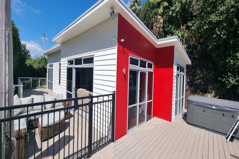 Photo of property in 154 Pioneer Road, Spotswood, New Plymouth, 4310