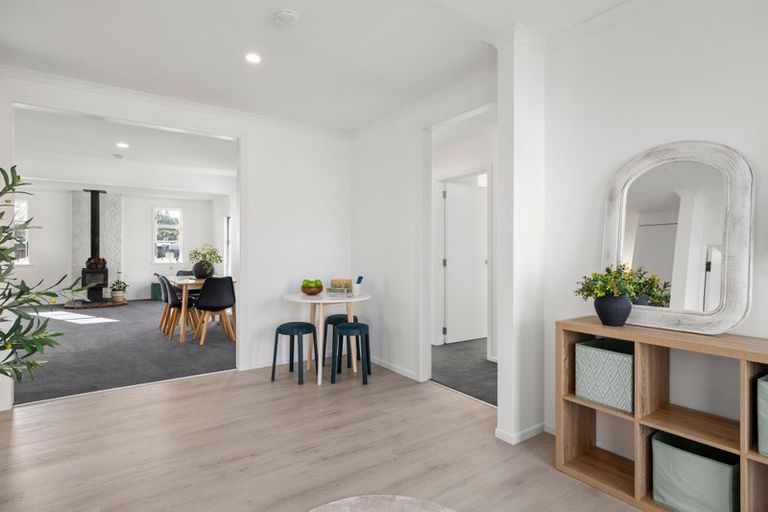 Photo of property in 100 Brandon Street, Featherston, 5710