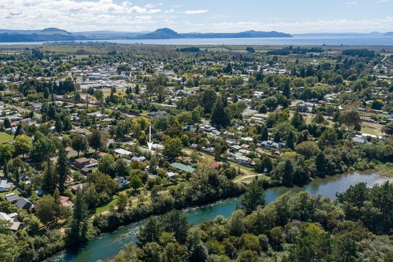 Photo of property in 3/211 Taupahi Road, Turangi, 3334