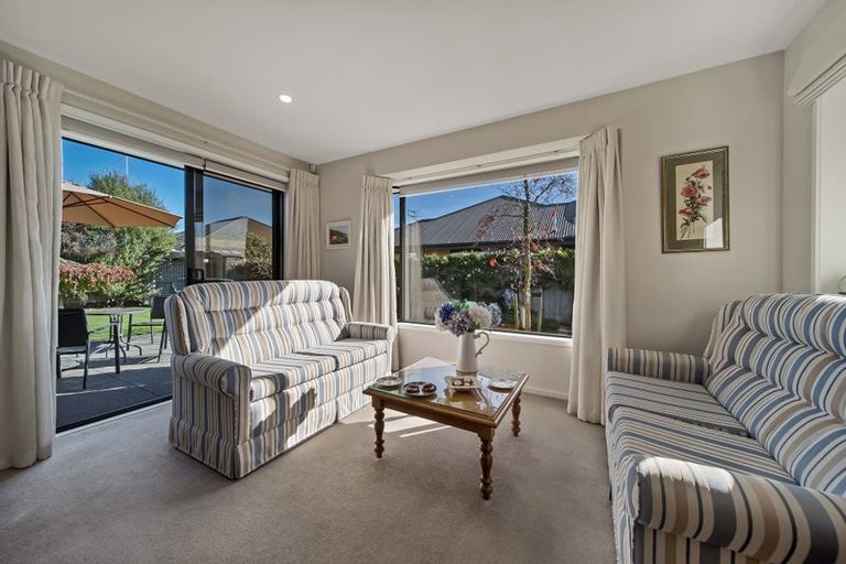 Photo of property in 16 Gilchrist Place, Kaiapoi, 7630