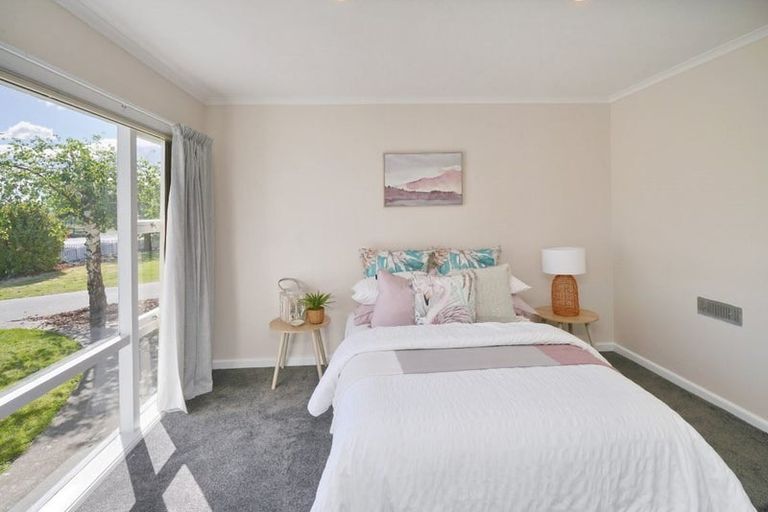 Photo of property in 82 Philpotts Road, Mairehau, Christchurch, 8052