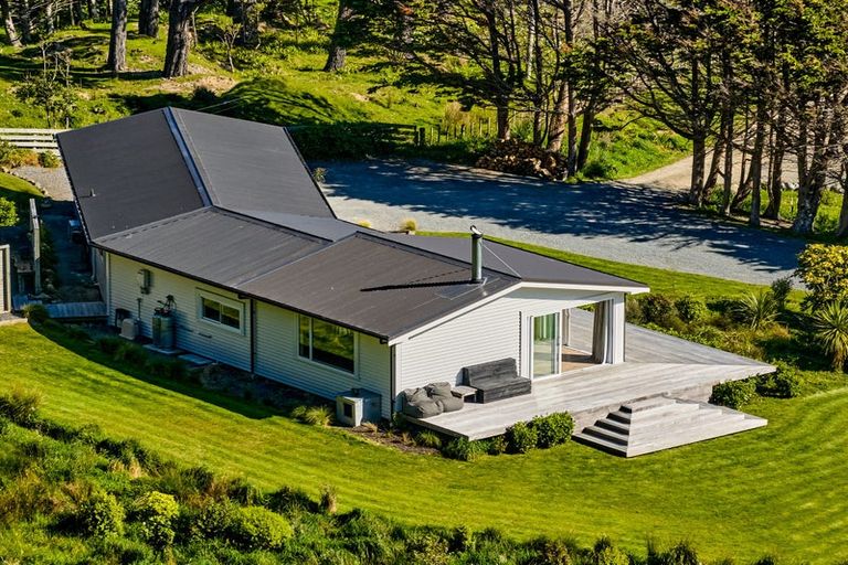 Photo of property in 302 Boom Rock Road, Ohariu, Wellington, 6037