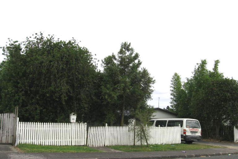 Photo of property in 55 Hellyers Street, Birkdale, Auckland, 0626