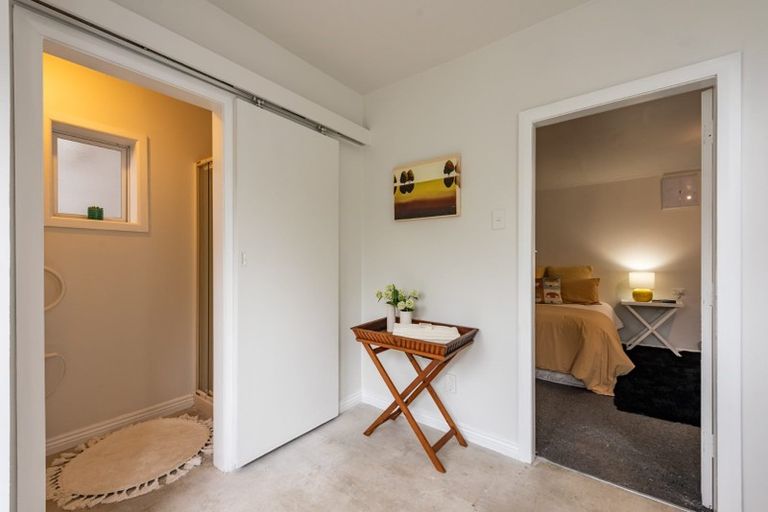 Photo of property in 143 Tasman Street, Mount Cook, Wellington, 6021