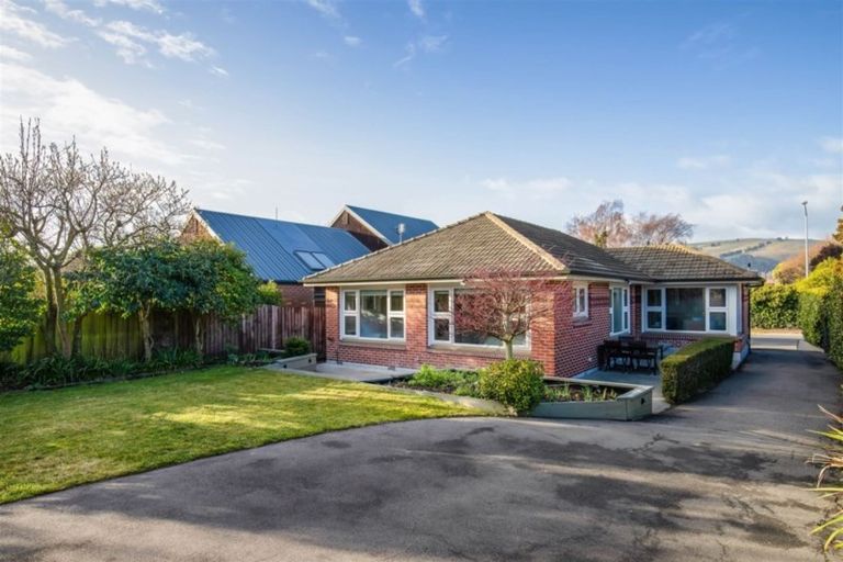 Photo of property in 115 Saint Martins Road, Saint Martins, Christchurch, 8022