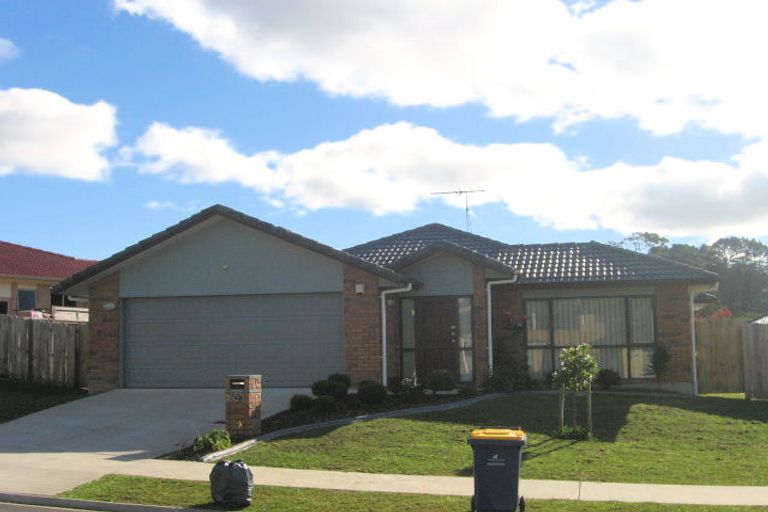 Photo of property in 7 Fairford Avenue, Henderson, Auckland, 0612