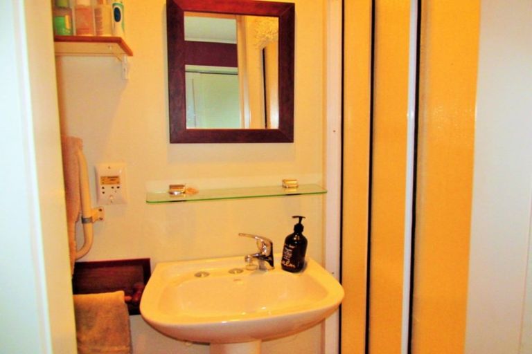 Photo of property in 17 Kitchener Street, Wairoa, 4108