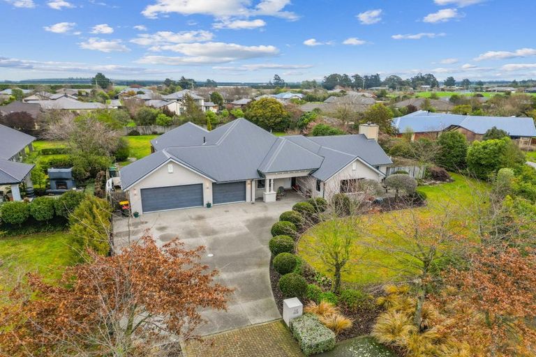 Photo of property in 12 Heaphy Court, Rolleston, 7614
