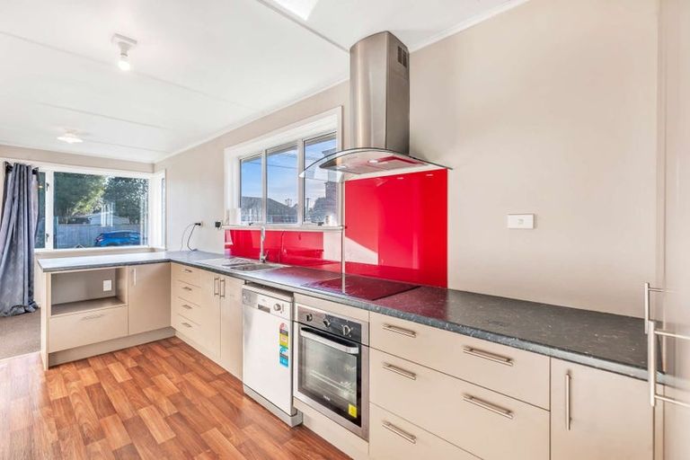 Photo of property in 24 Orontes Street, Shirley, Christchurch, 8013