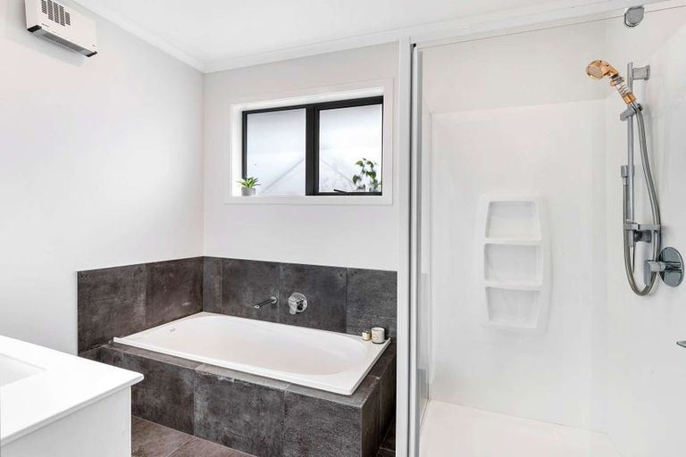 Photo of property in 34 Varsity Heights, Fitzherbert, Palmerston North, 4410