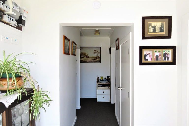 Photo of property in 8 Derby Street, Westport, 7825