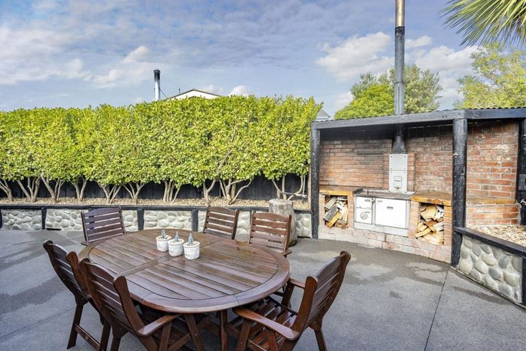 Photo of property in 28 Shetland Street, Woolston, Christchurch, 8062