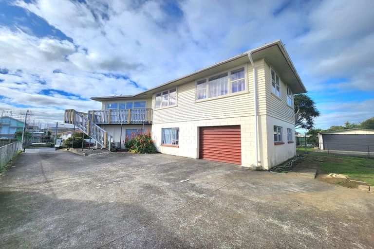 Photo of property in 2/23 Claymore Street, Manurewa, Auckland, 2102