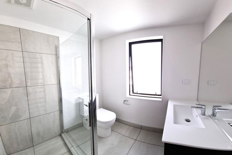 Photo of property in 16b Inglis Street, Seatoun, Wellington, 6022