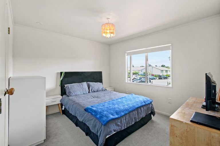Photo of property in 26 Heta Road, Highlands Park, New Plymouth, 4312
