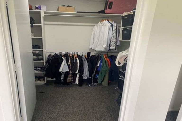 Photo of property in 14 Lewis Place, Highbury, Palmerston North, 4412