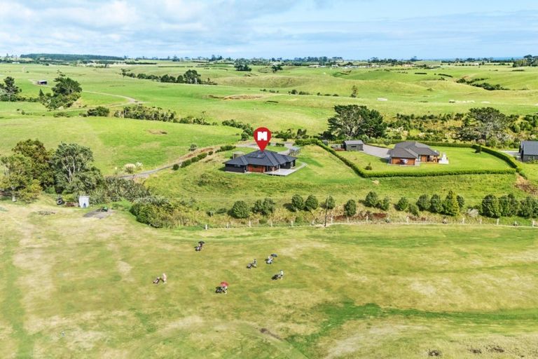 Photo of property in 1356a South Road, Kaitake, New Plymouth, 4374