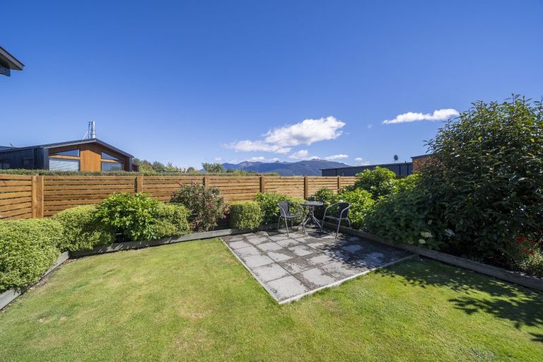 Photo of property in 37 Paton Place, Te Anau, 9600