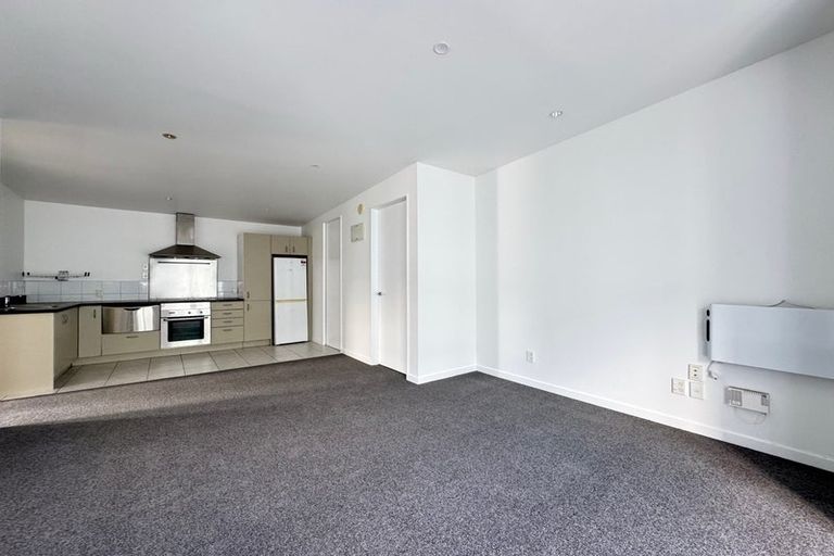 Photo of property in 5/41 Home Street, Mount Victoria, Wellington, 6011