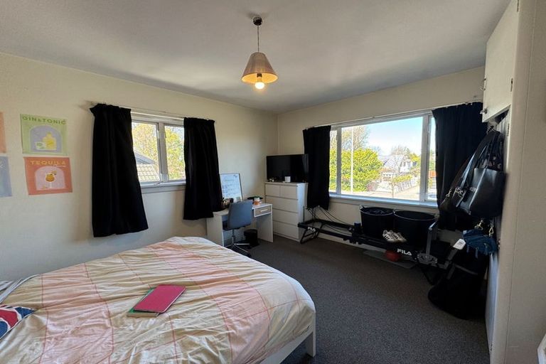 Photo of property in 196 Fendalton Road, Fendalton, Christchurch, 8052