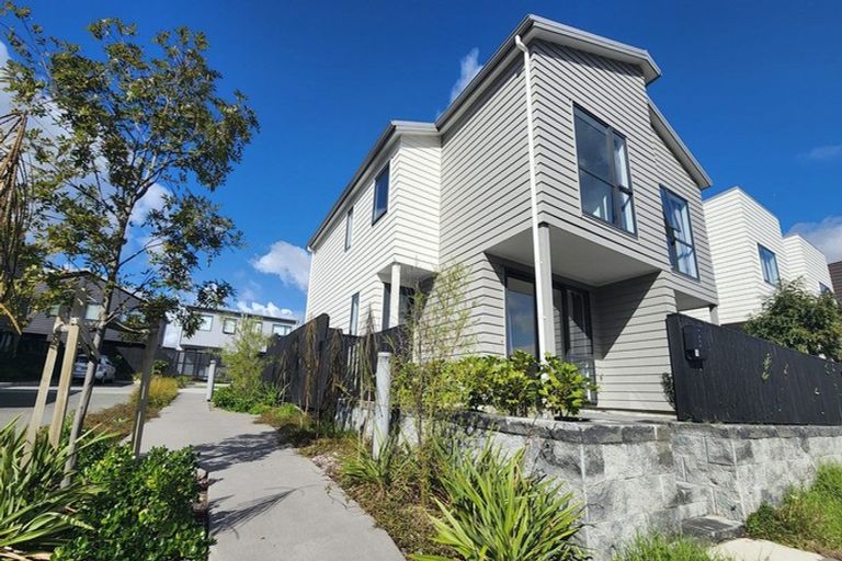 Photo of property in 18 Hiki Street, Hobsonville, Auckland, 0616