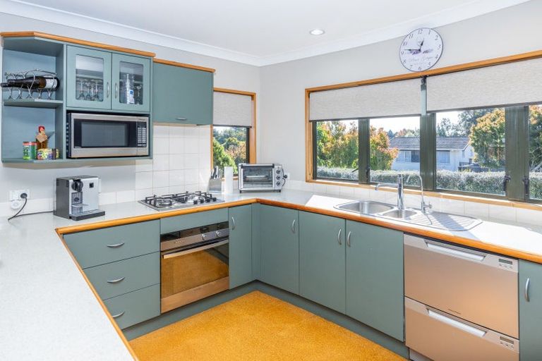 Photo of property in 1 Sunnyhills Avenue, Glenview, Hamilton, 3206