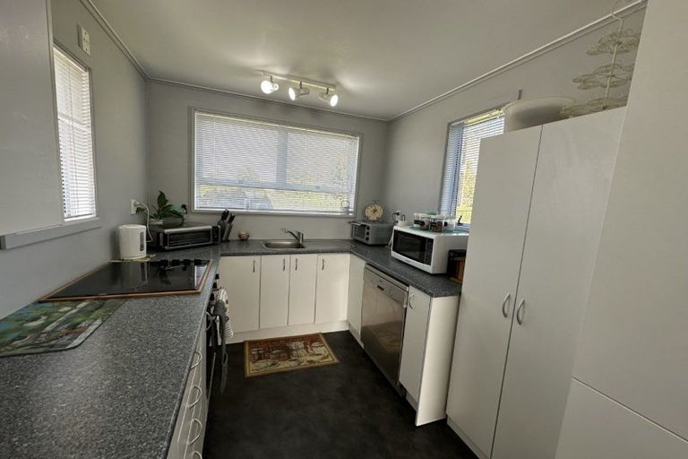 Photo of property in 66 Conway Road, Eltham, 4322