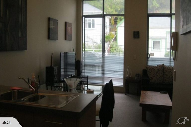 Photo of property in 9/7 Hanson Street, Mount Cook, Wellington, 6021