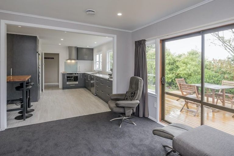 Photo of property in 449 Koputaroa Road, Koputaroa, Levin, 5575