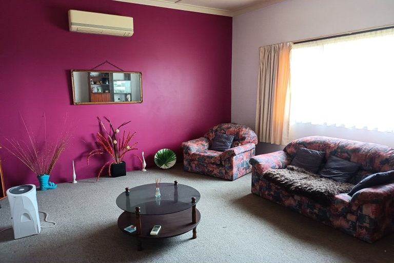 Photo of property in 131 Queen Street, Westport, 7825