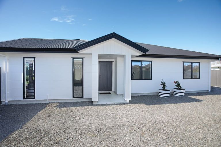 Photo of property in 7b Terrace Street, Marton, 4710