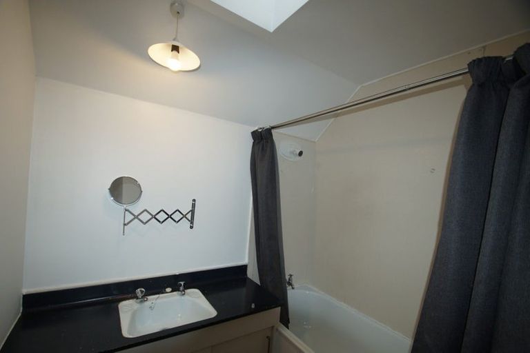 Photo of property in 2/3 Seddon Street, Sydenham, Christchurch, 8023