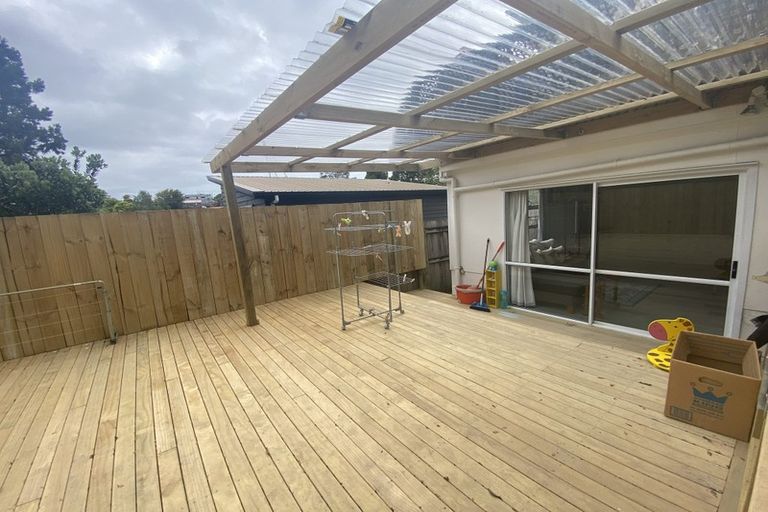 Photo of property in 28b Tamahere Drive, Glenfield, Auckland, 0629