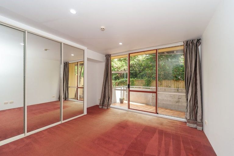 Photo of property in Sirocco Apartments, 616/8u Church Street, Wellington Central, Wellington, 6011