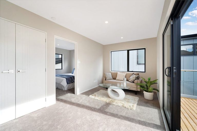 Photo of property in 86a Kervil Avenue, Te Atatu Peninsula, Auckland, 0610