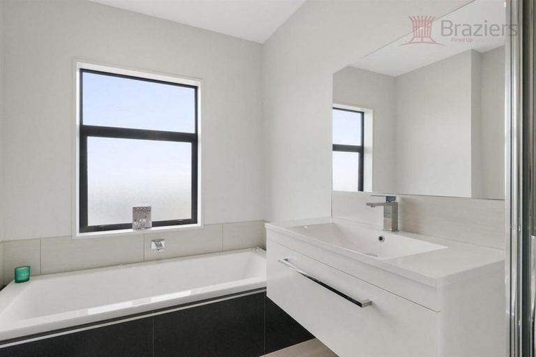 Photo of property in 17 Bellbird Lane, Marshland, Christchurch, 8083