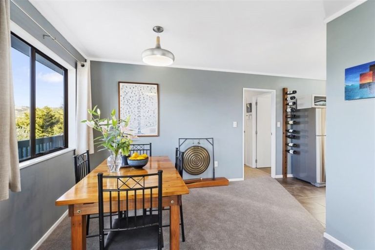 Photo of property in 22 Shackle Lane, Whitby, Porirua, 5024