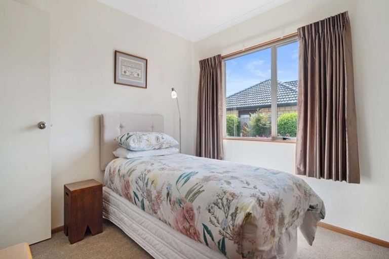 Photo of property in 16 Hidcote Place, Bethlehem, Tauranga, 3110