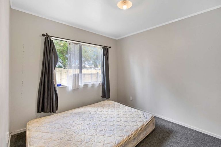 Photo of property in 19 Vera Street, Marton, 4710