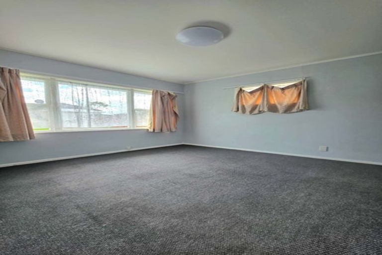 Photo of property in 9 Reiman Street, New Lynn, Auckland, 0600