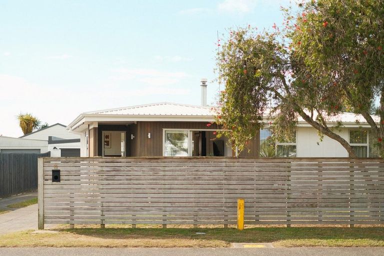 Photo of property in 11 Carter Street, Mount Maunganui, 3116