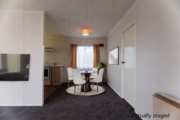 Photo of property in 19 Coromandel Court, Roslyn, Palmerston North, 4414