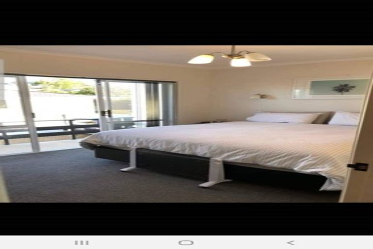 Photo of property in 82 Tukapa Street, Westown, New Plymouth, 4310